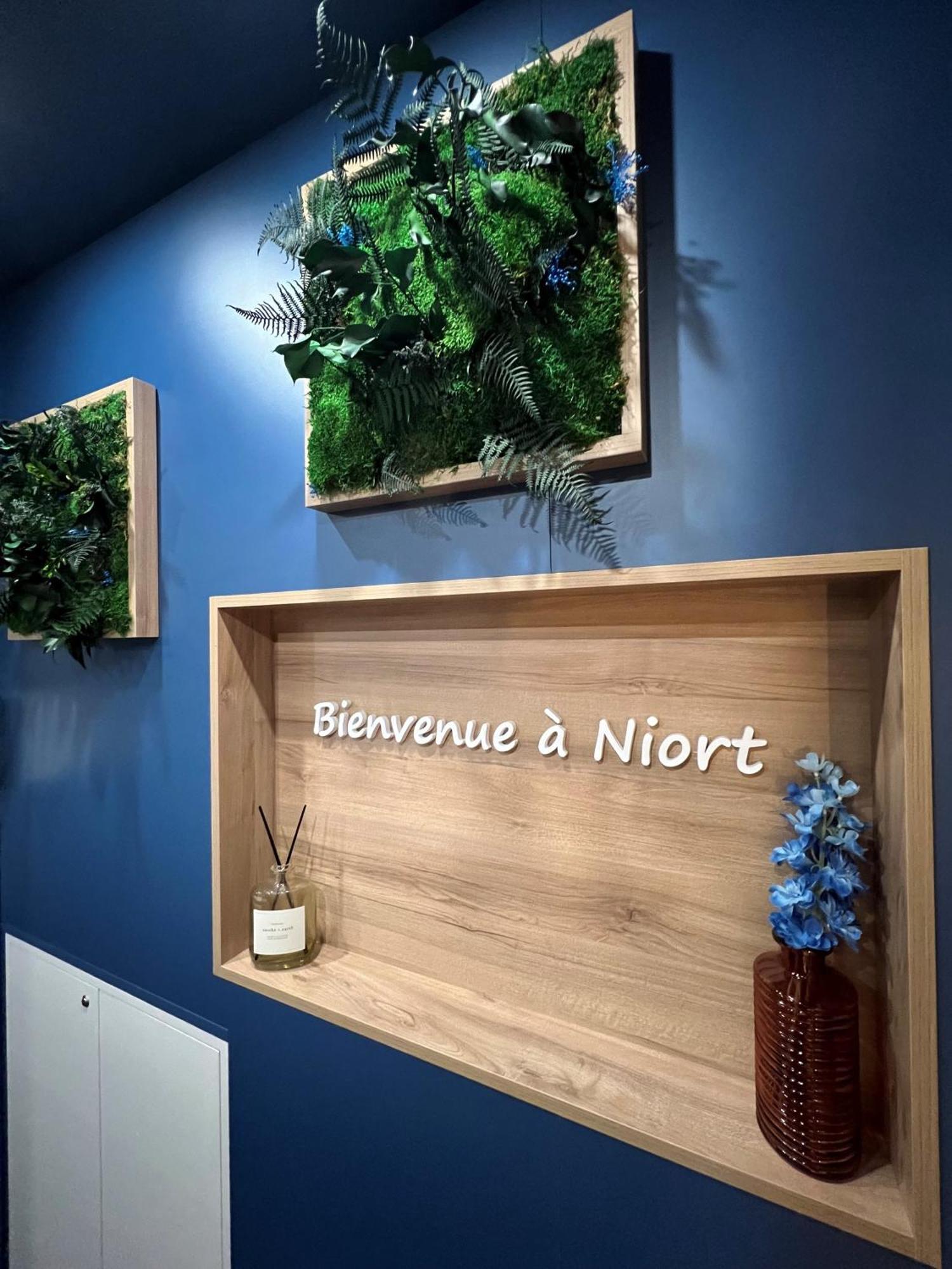 Brit Hotel Du Parc Niort Centre-Parking Gratuit מראה חיצוני תמונה