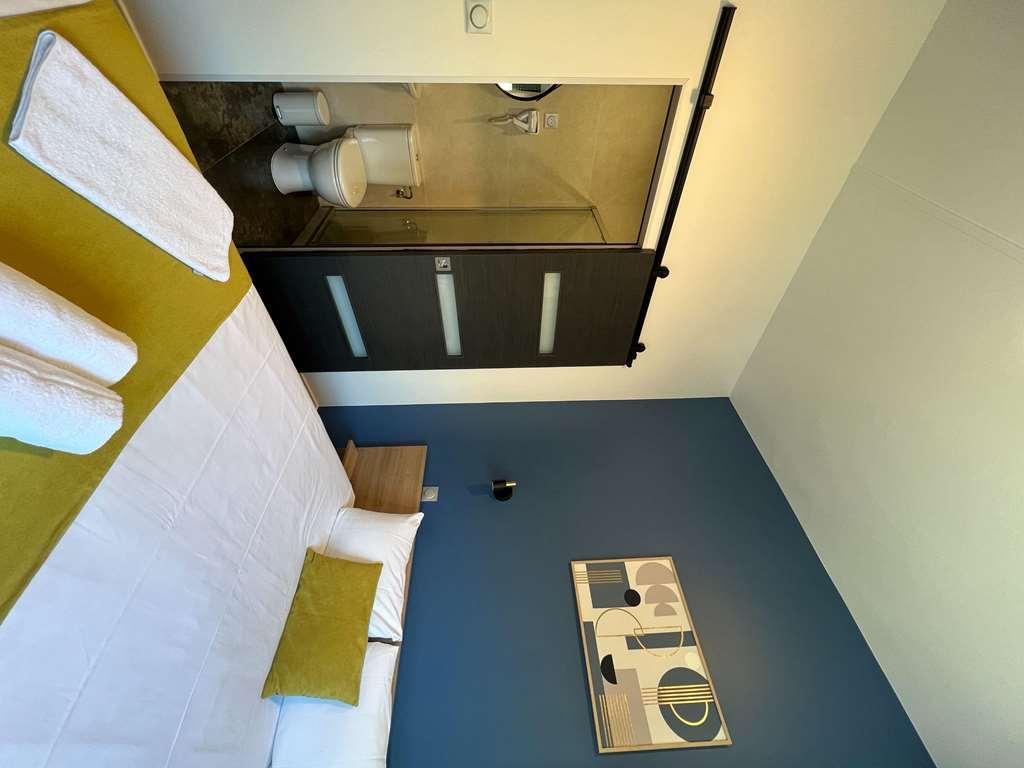 Brit Hotel Du Parc Niort Centre-Parking Gratuit חדר תמונה