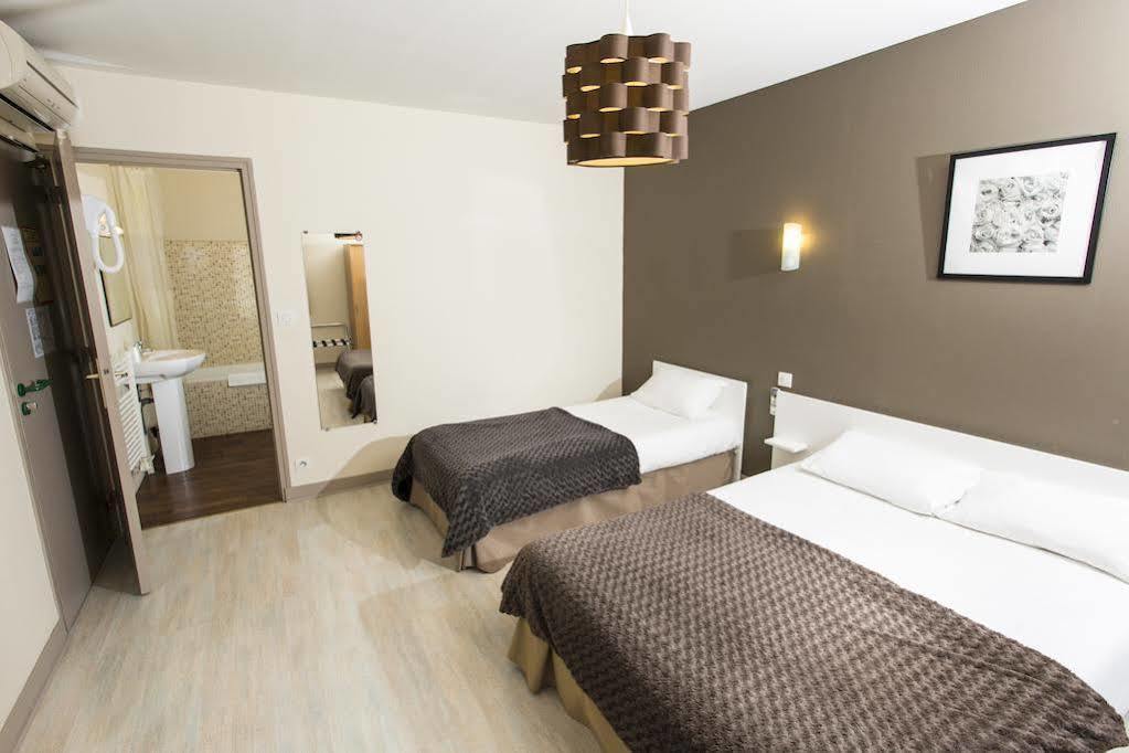 Brit Hotel Du Parc Niort Centre-Parking Gratuit מראה חיצוני תמונה